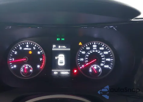 2021 Kia K5 Lxs z USA, uszkodzony, nr VIN 5XXG14J24MG070186